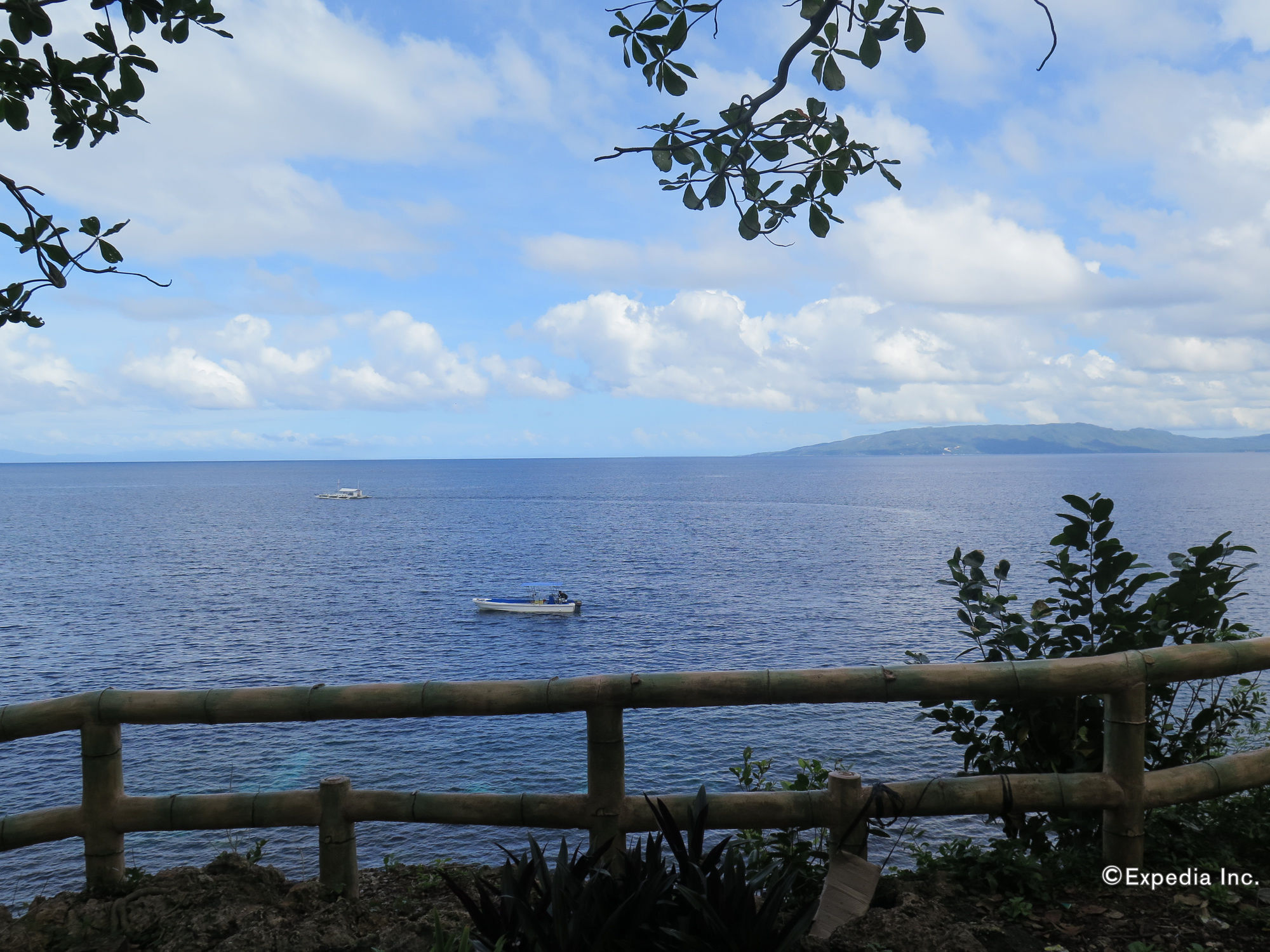 Alexis Cliff Dive Resort Panglao Eksteriør billede